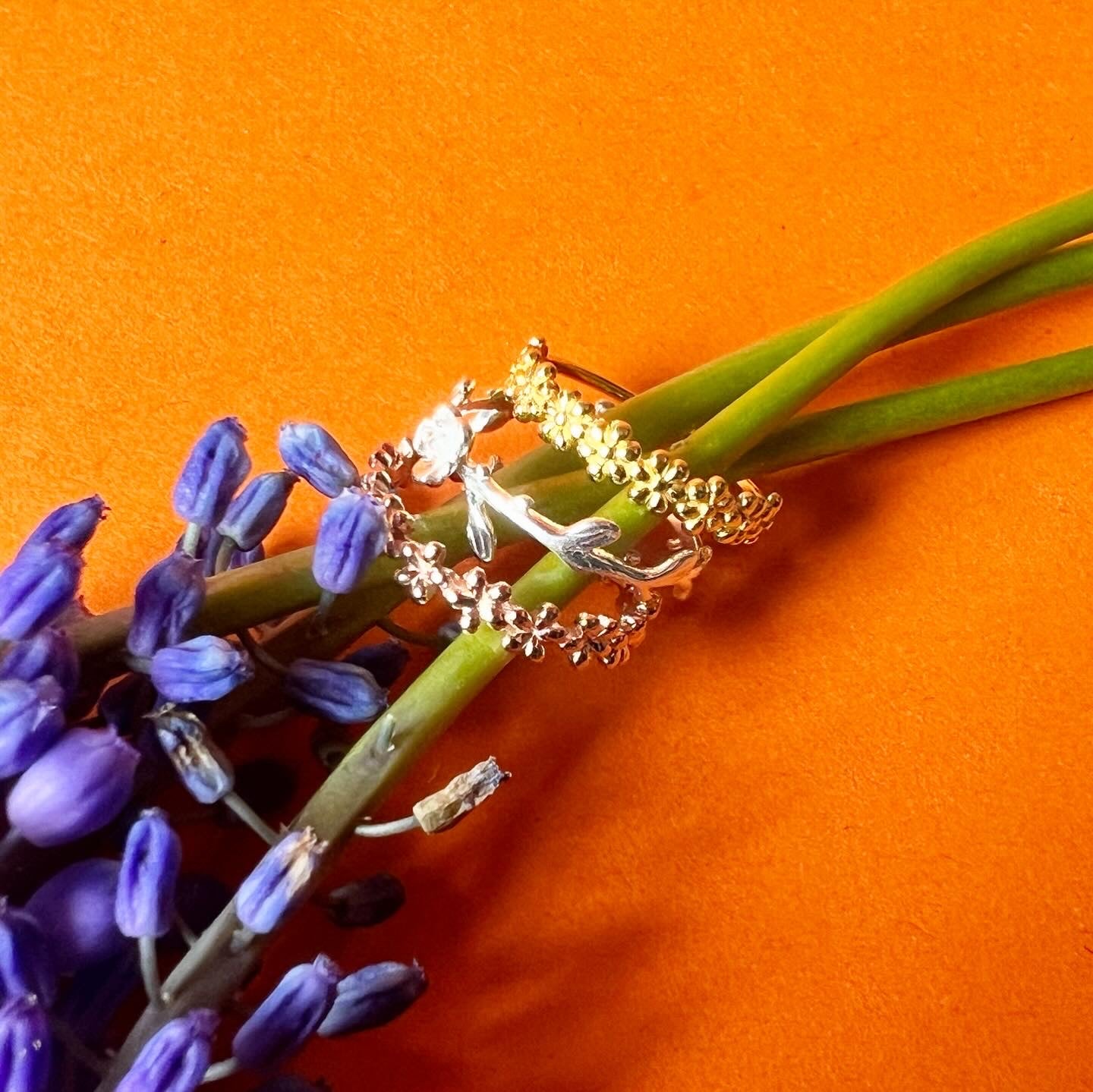 Multi Flower  Ring